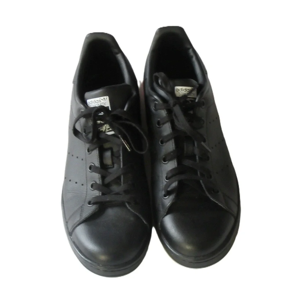 Adidas Stan‎ Smith Black Leather Minimalist Unisex Streetwear Sneaker Size 7